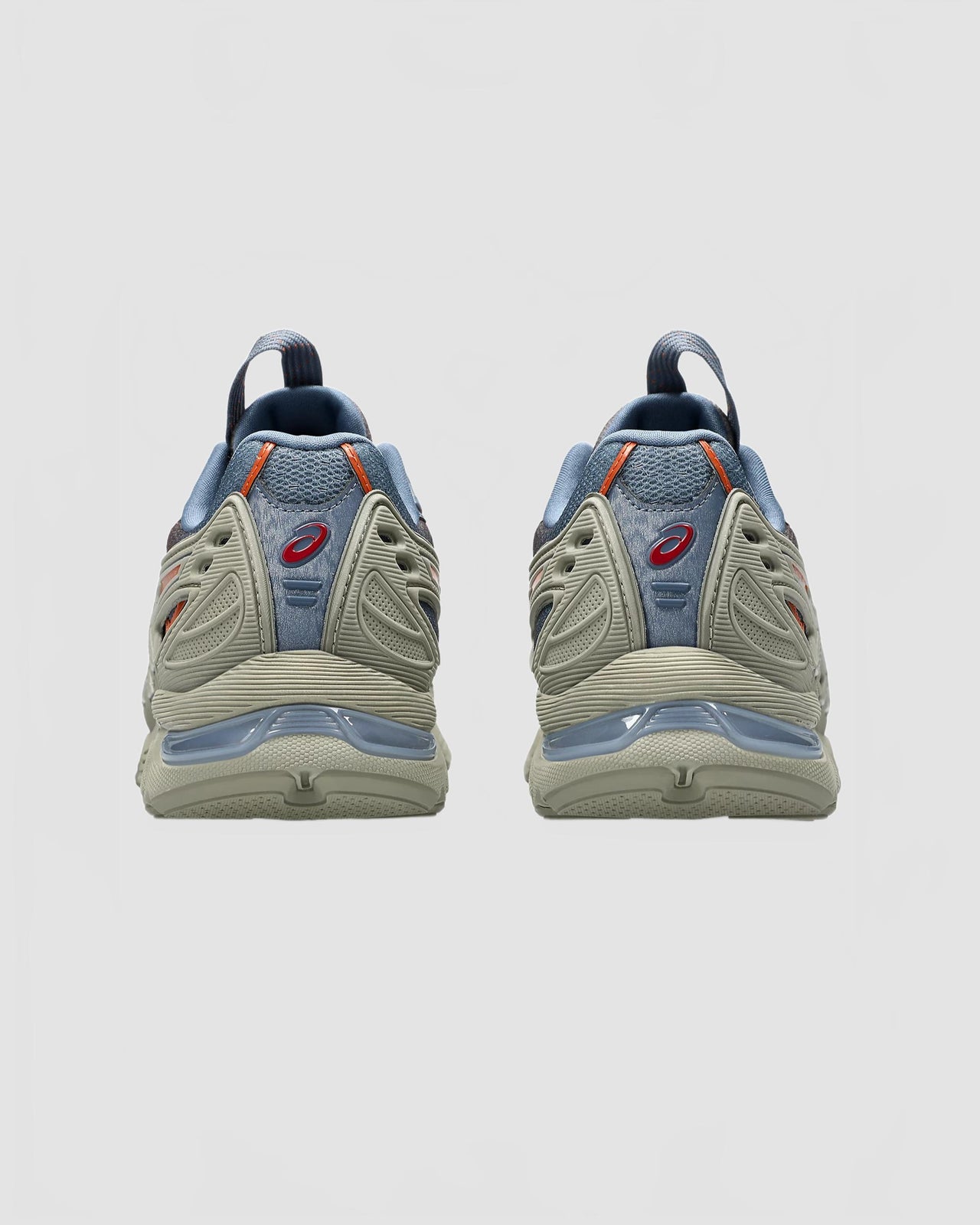 1203A972 301 SB BK GLB