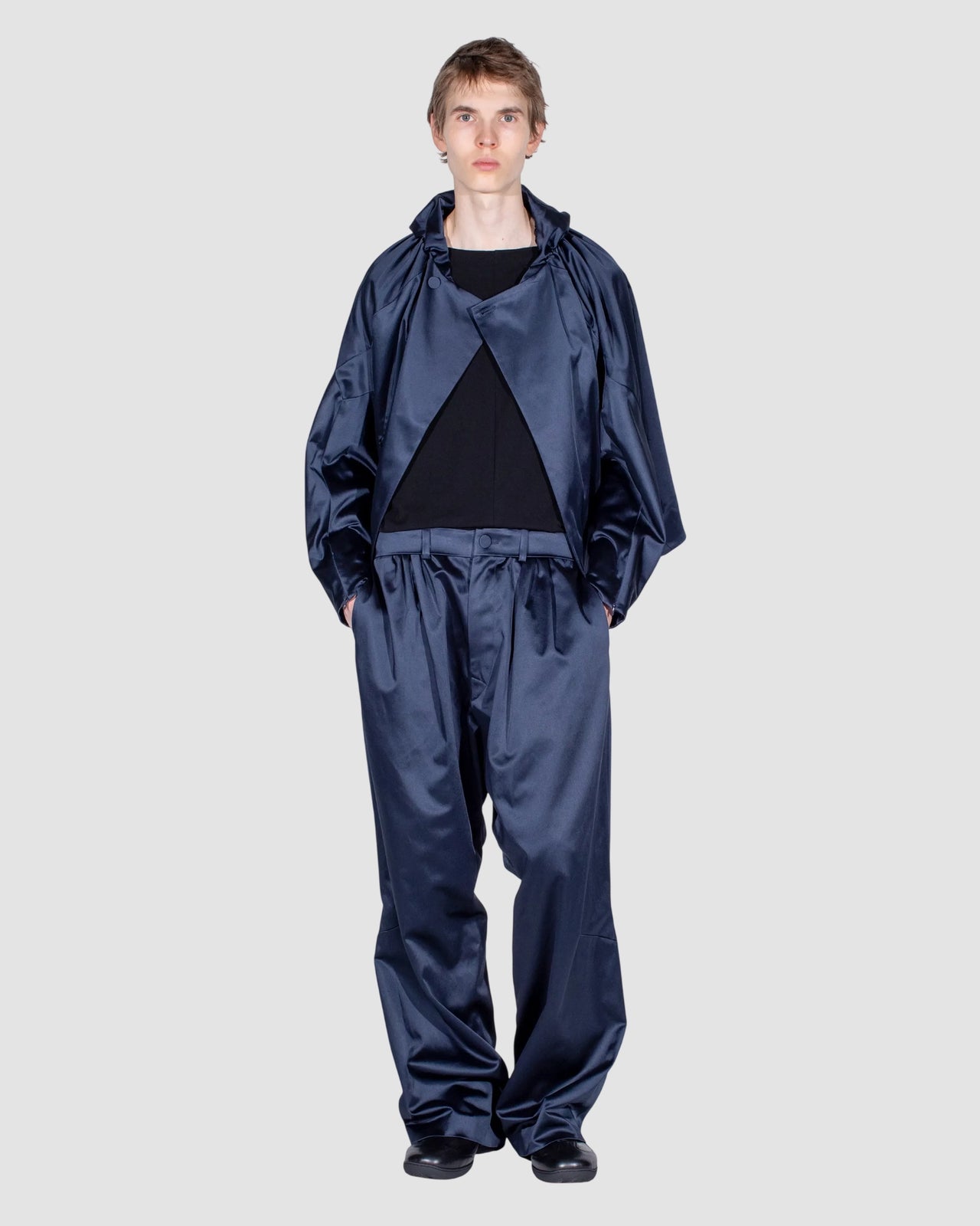 helmond trousers kiko kostadinov dark sapphire 2
