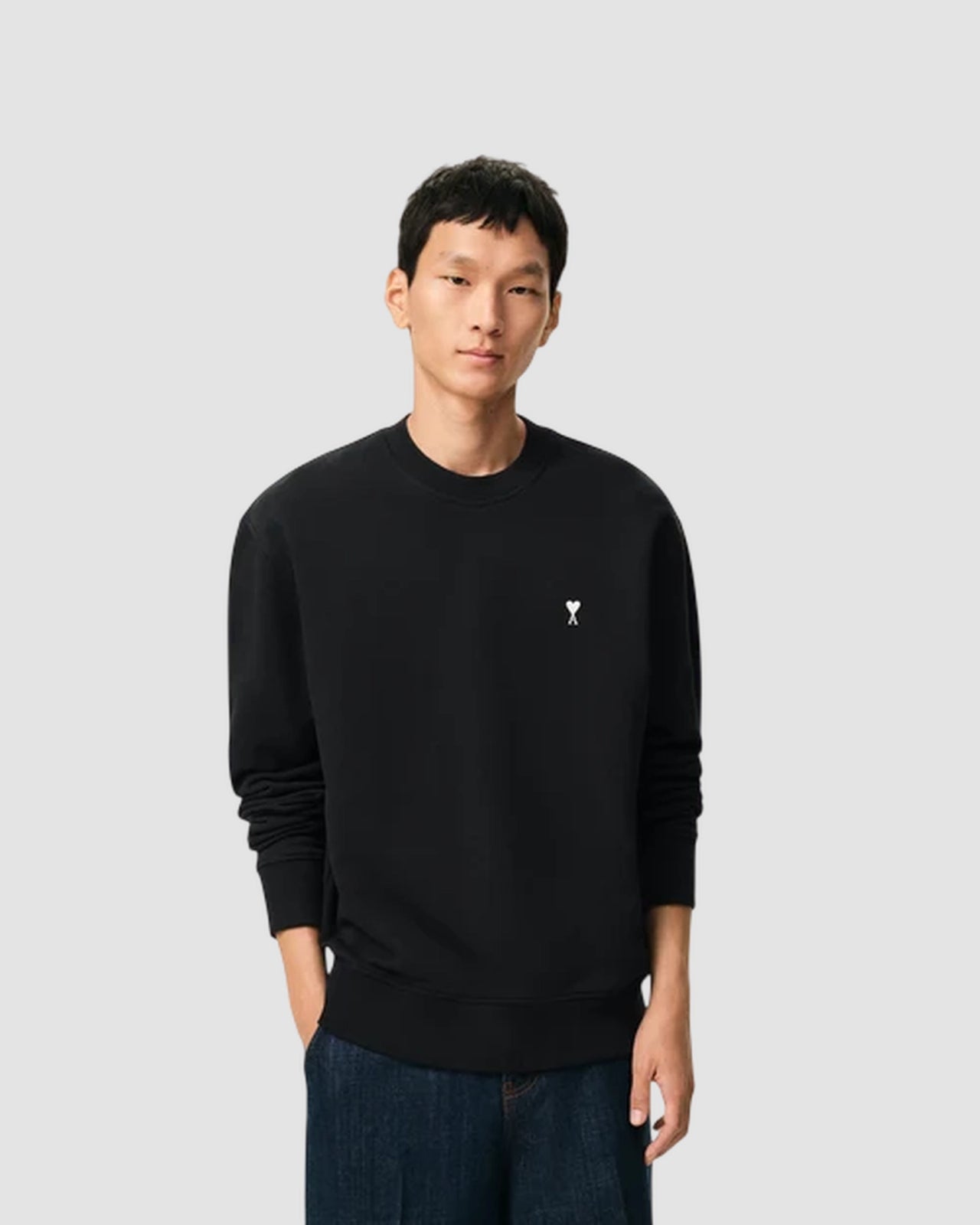 sweatshirt with contrasted ami de coeur black white cream 3
