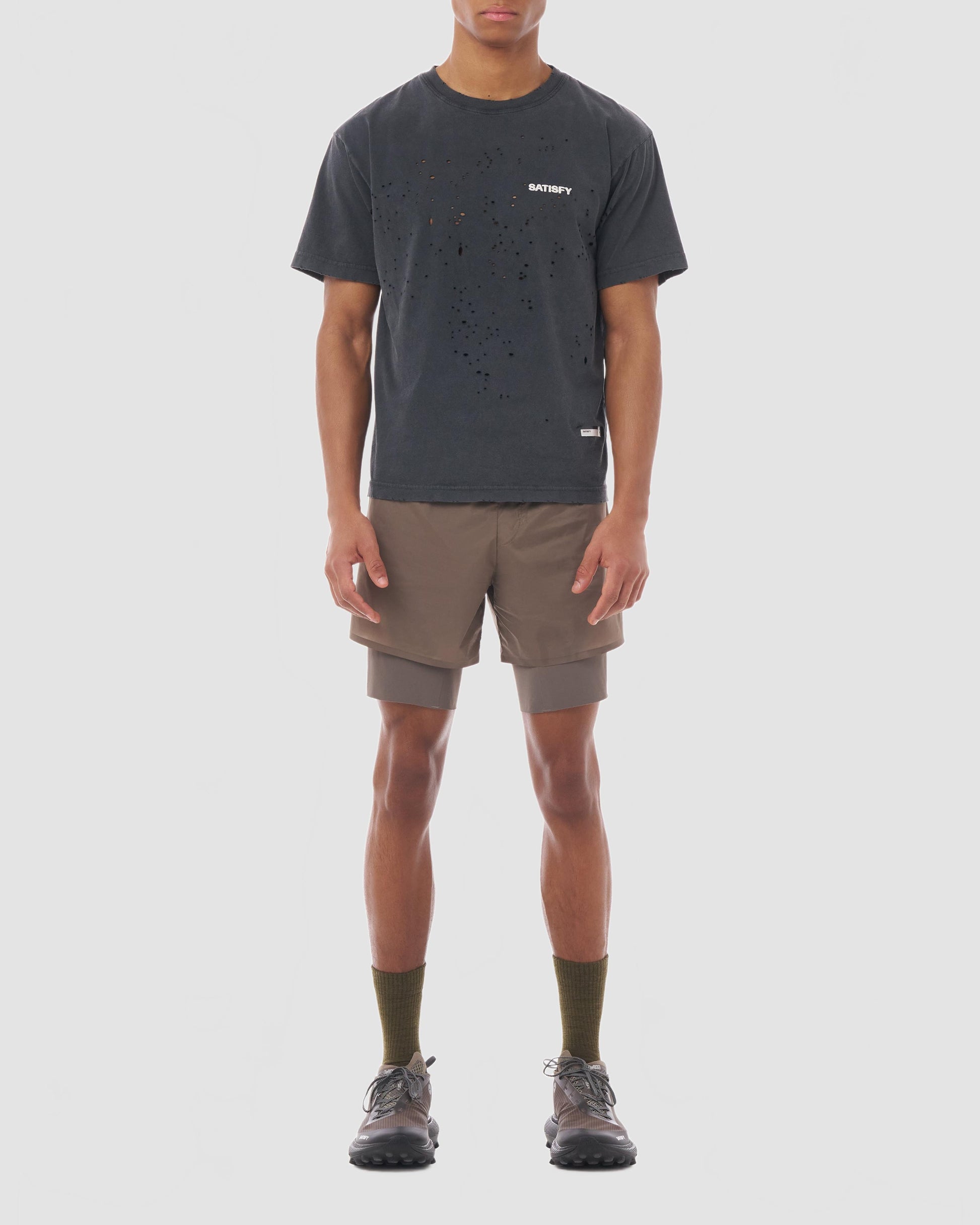 11006 00A02 MothTechT Shirt AgedBlack 1