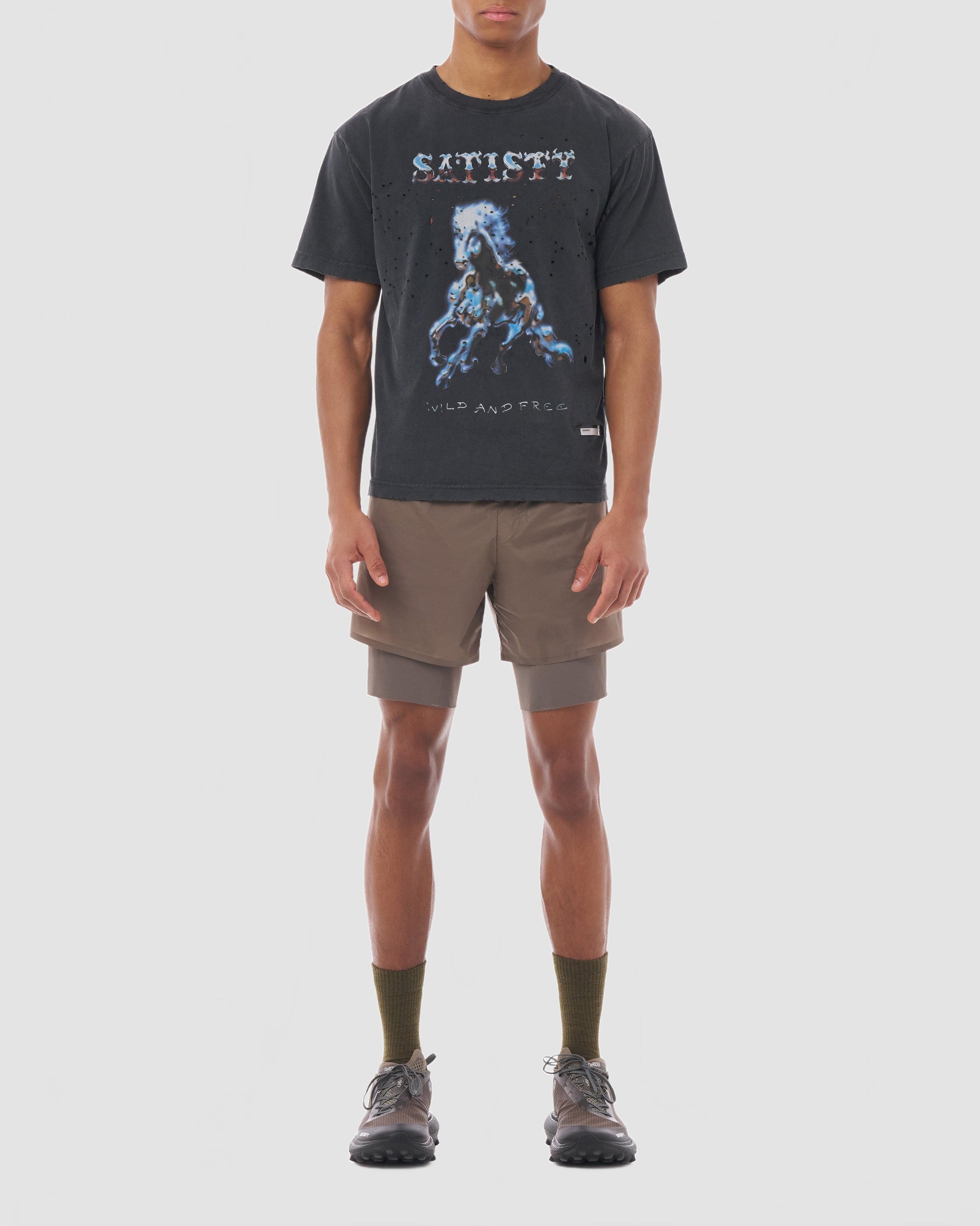 11006 00A16 MothTechT Shirt AgedBlack 1 af87c3fc 5d70 4742 8982 7f903557e00c