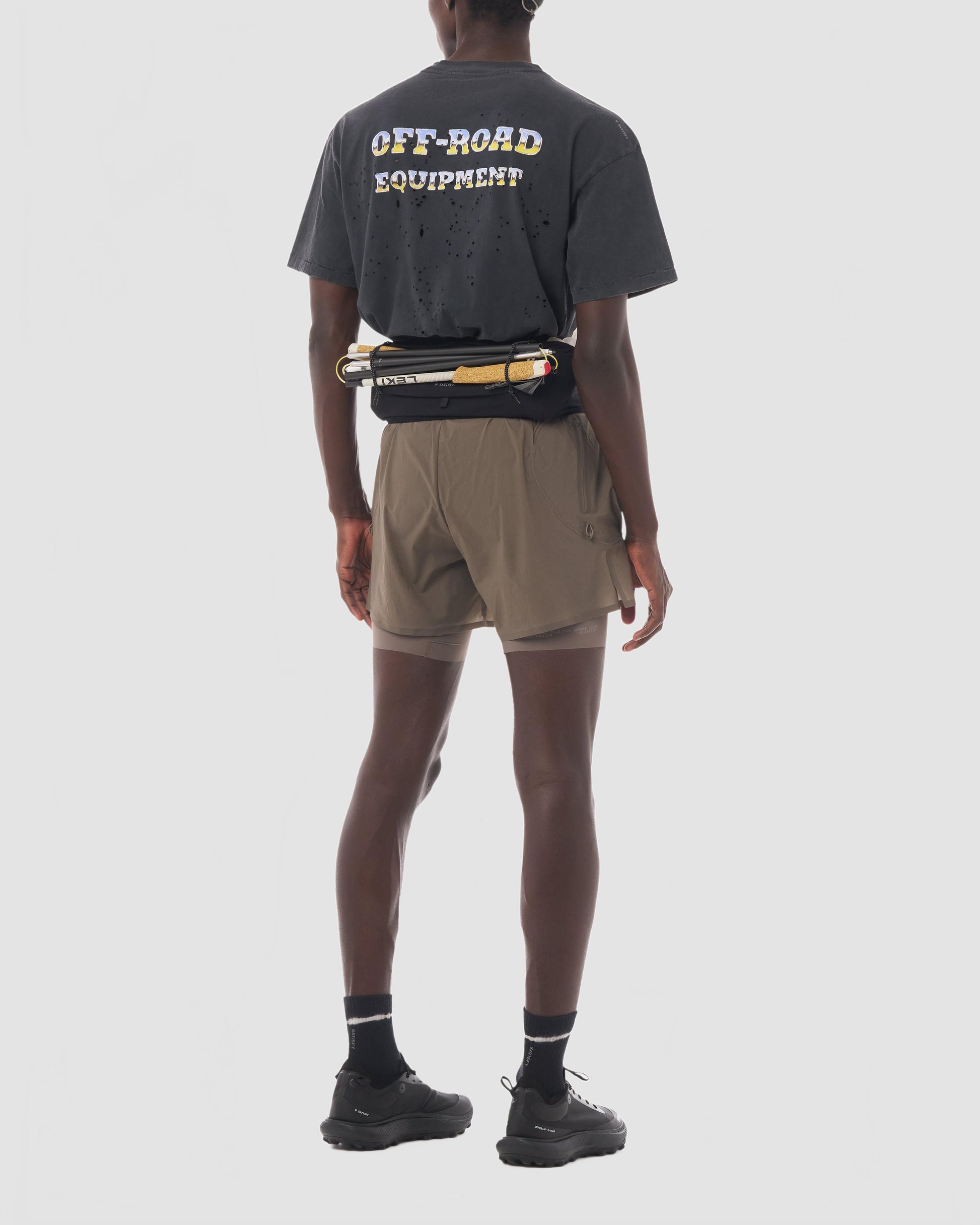 11006 00A21 MothTechT Shirt AgedBlack 2