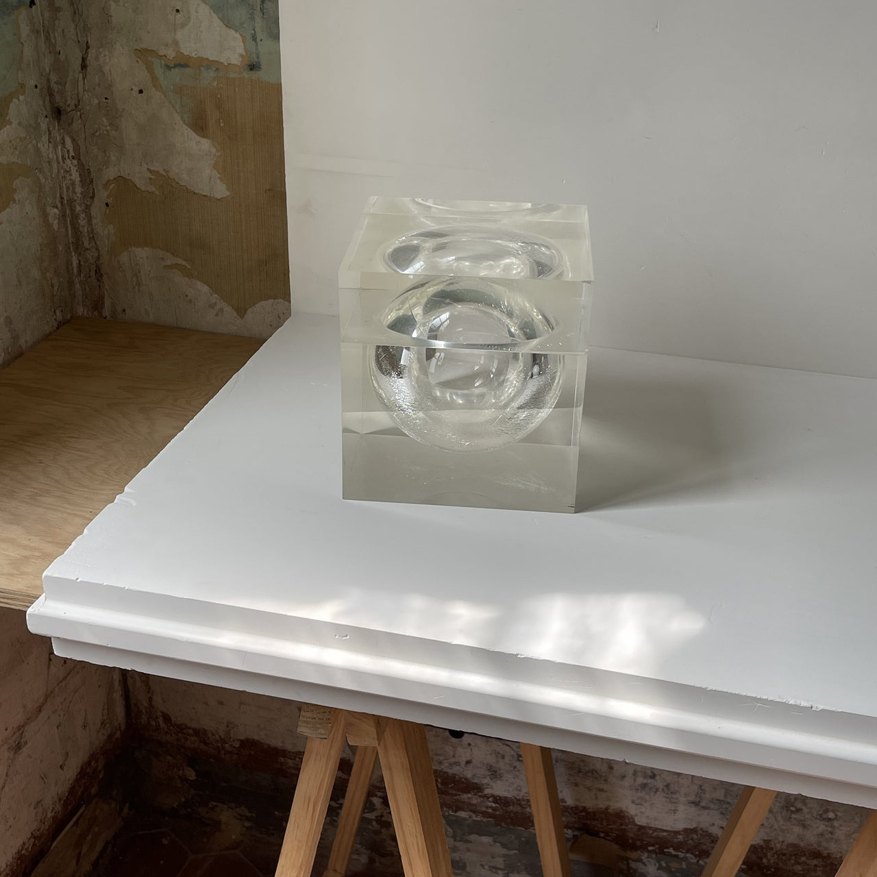 Boîte à bijoux en plexiglass année 70 attribuée à Christian Dior