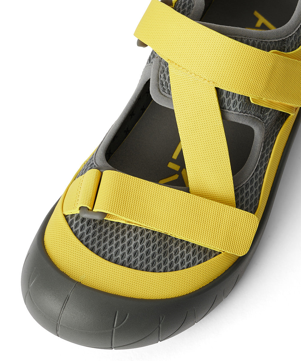 x Nina Christen Cluster x Sandal gris acier / bourdon