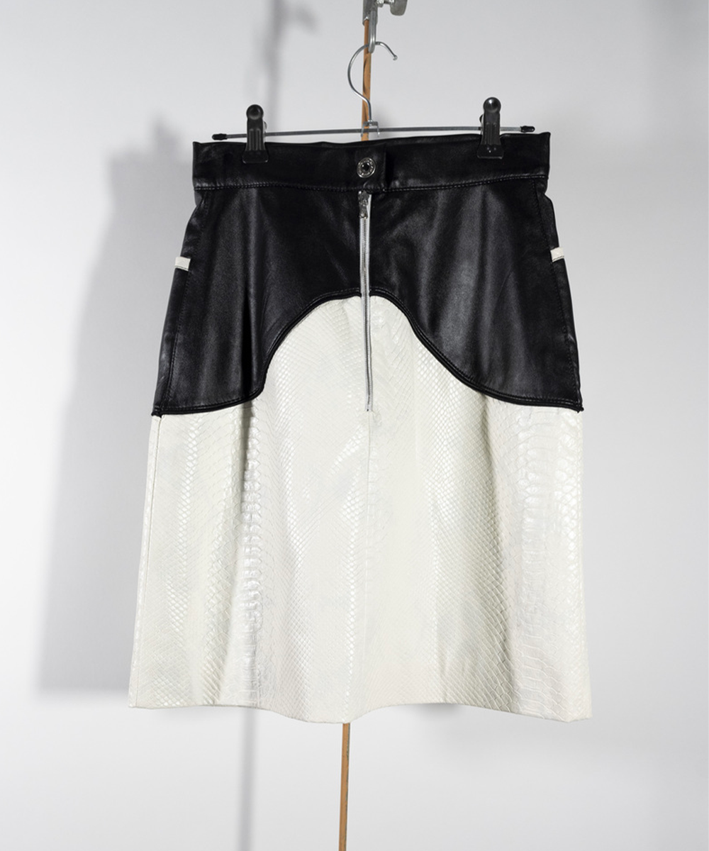 Mini Jupe en simili cuir