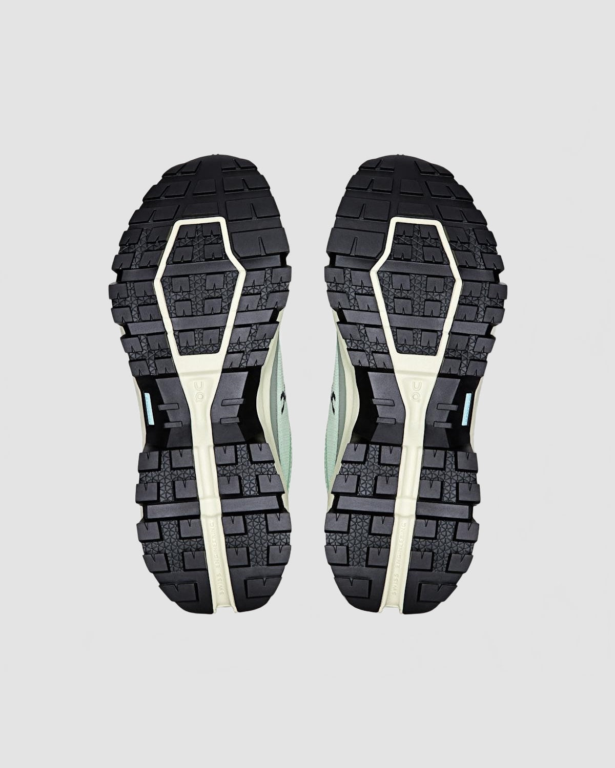 Cloudrock Low WP Women - On Running - Mineral / Aloe