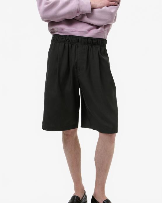 Short Leisure - Our Legacy - Still Black Calm