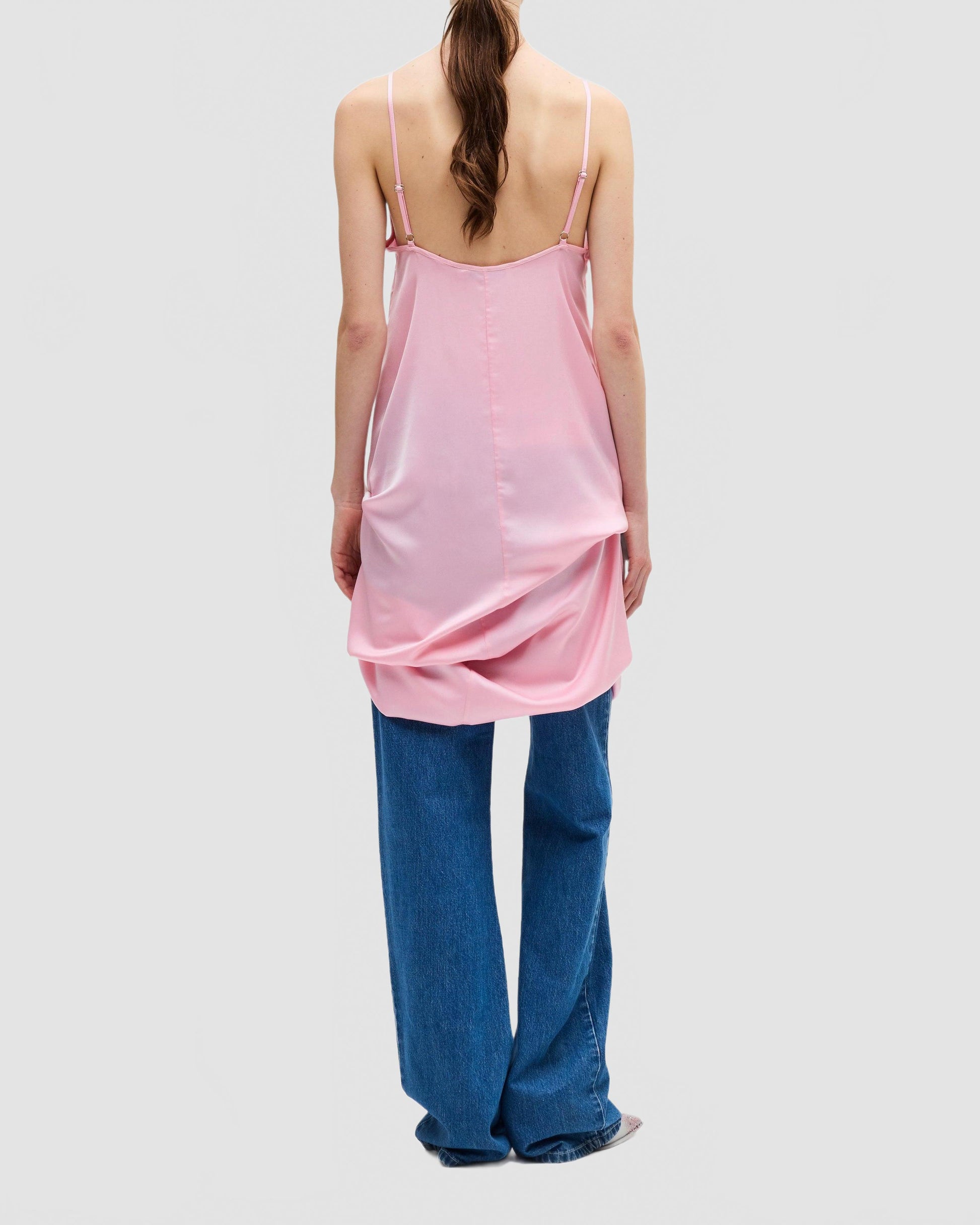 JulieKegels E commerce SS261834 RobinJorisDullers 577 RobinJorisDullers