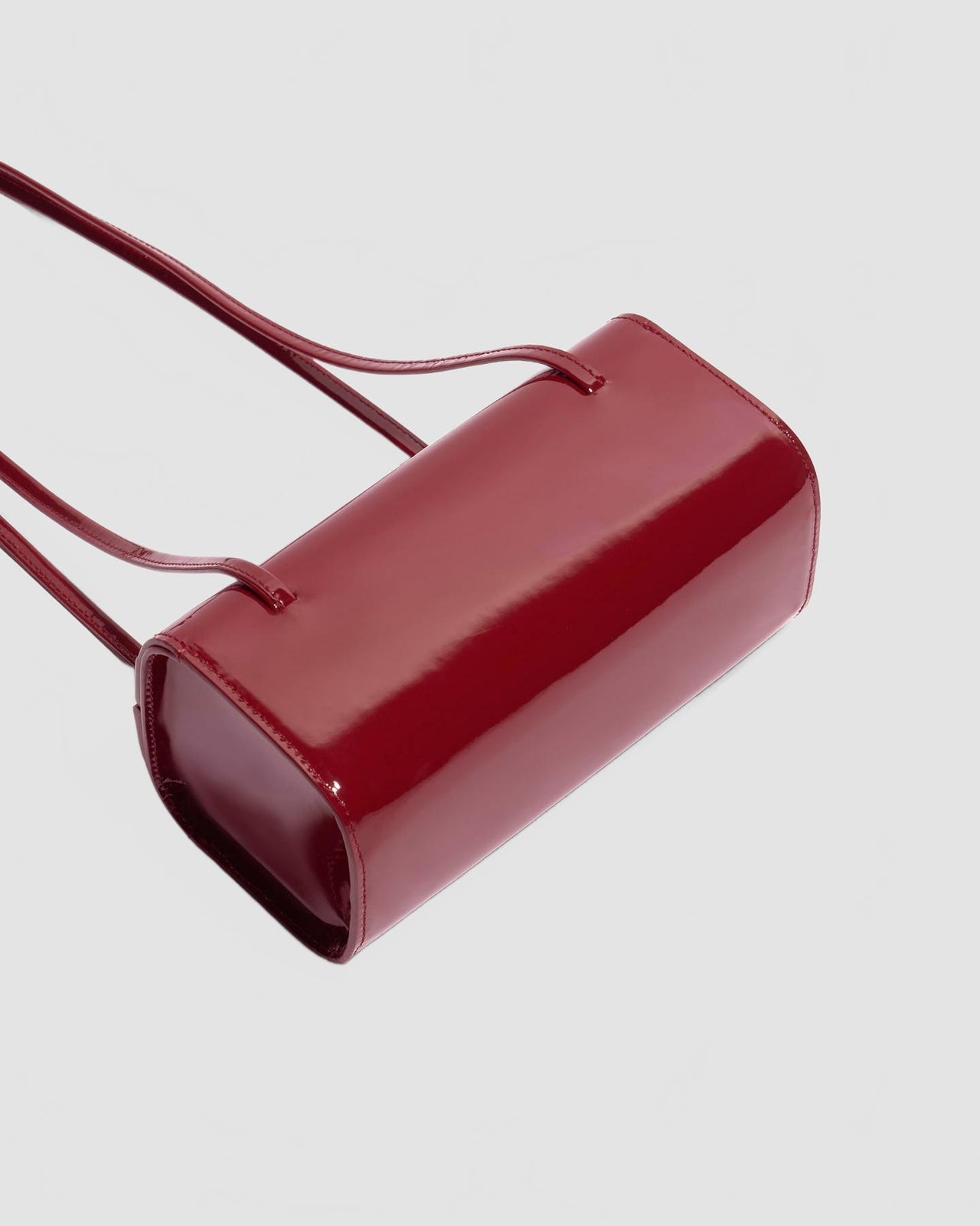 Mie lipstick patent 3