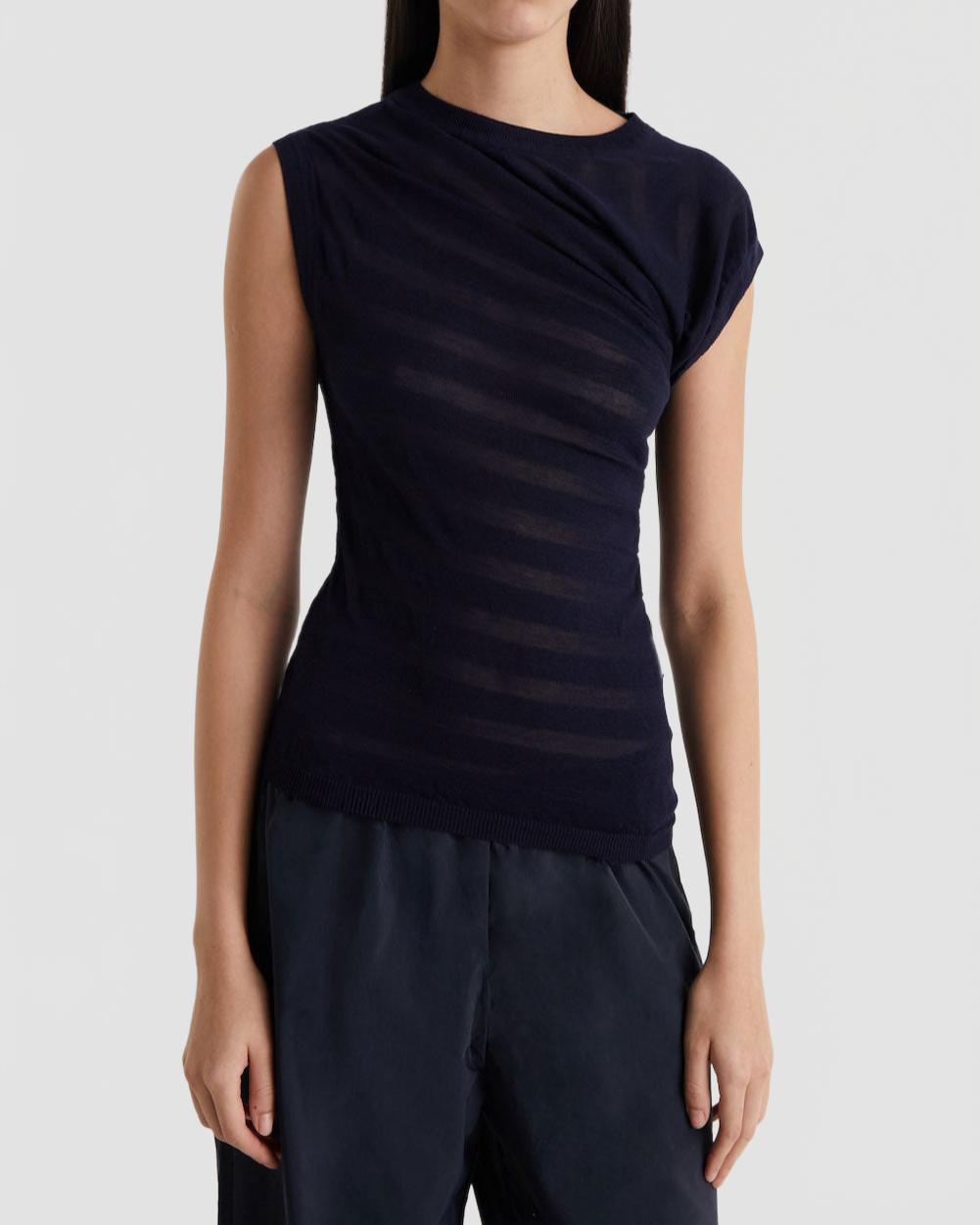 RAVEN MARINO WJ0508 135 05 431b4697 4549 439a 8947 dee7339a9530