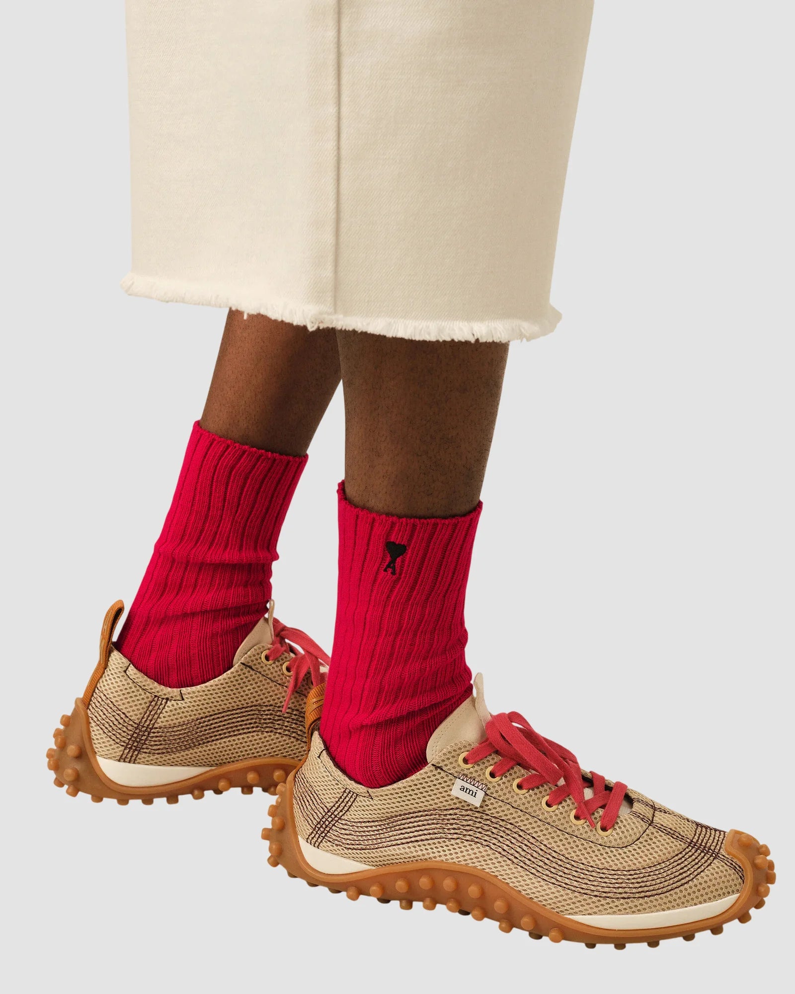 ami de coeur embroidery socks   ami   ruby red 2