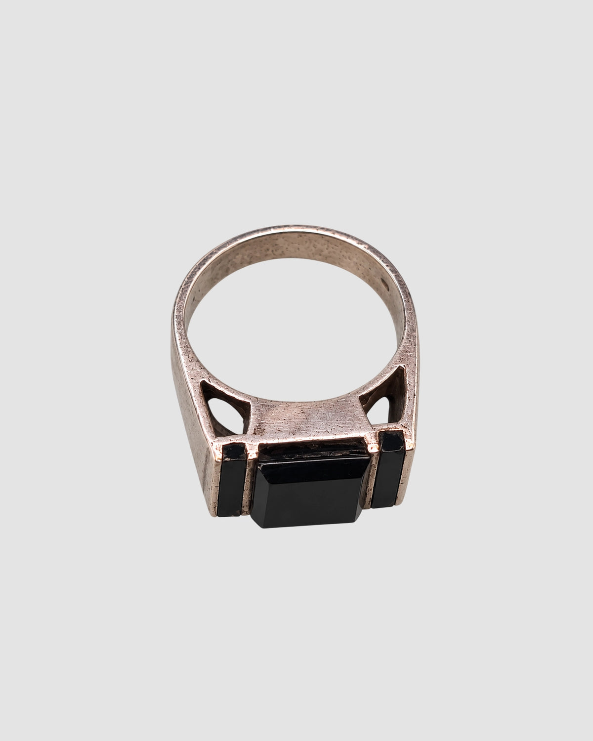 bague pierre noire 1