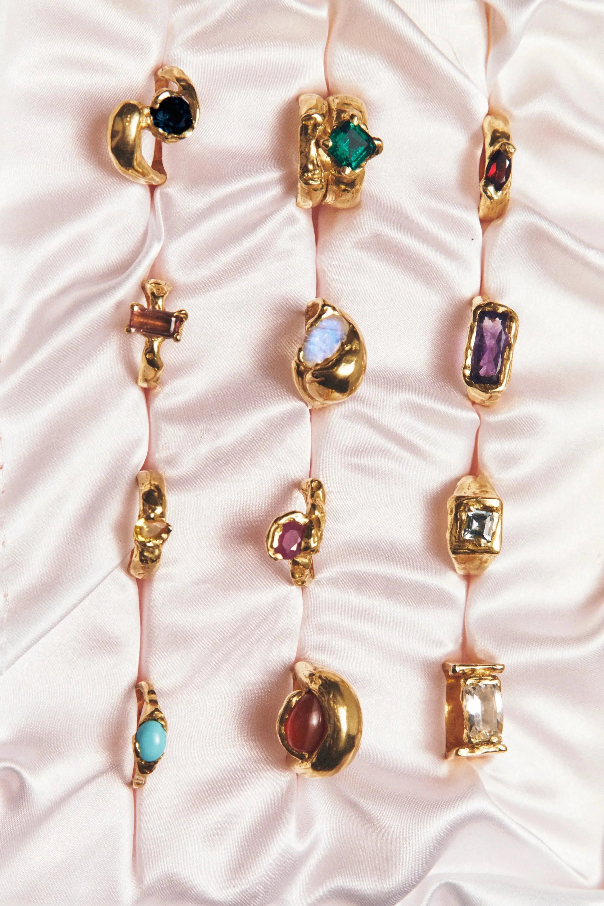 birthstones rings gold box