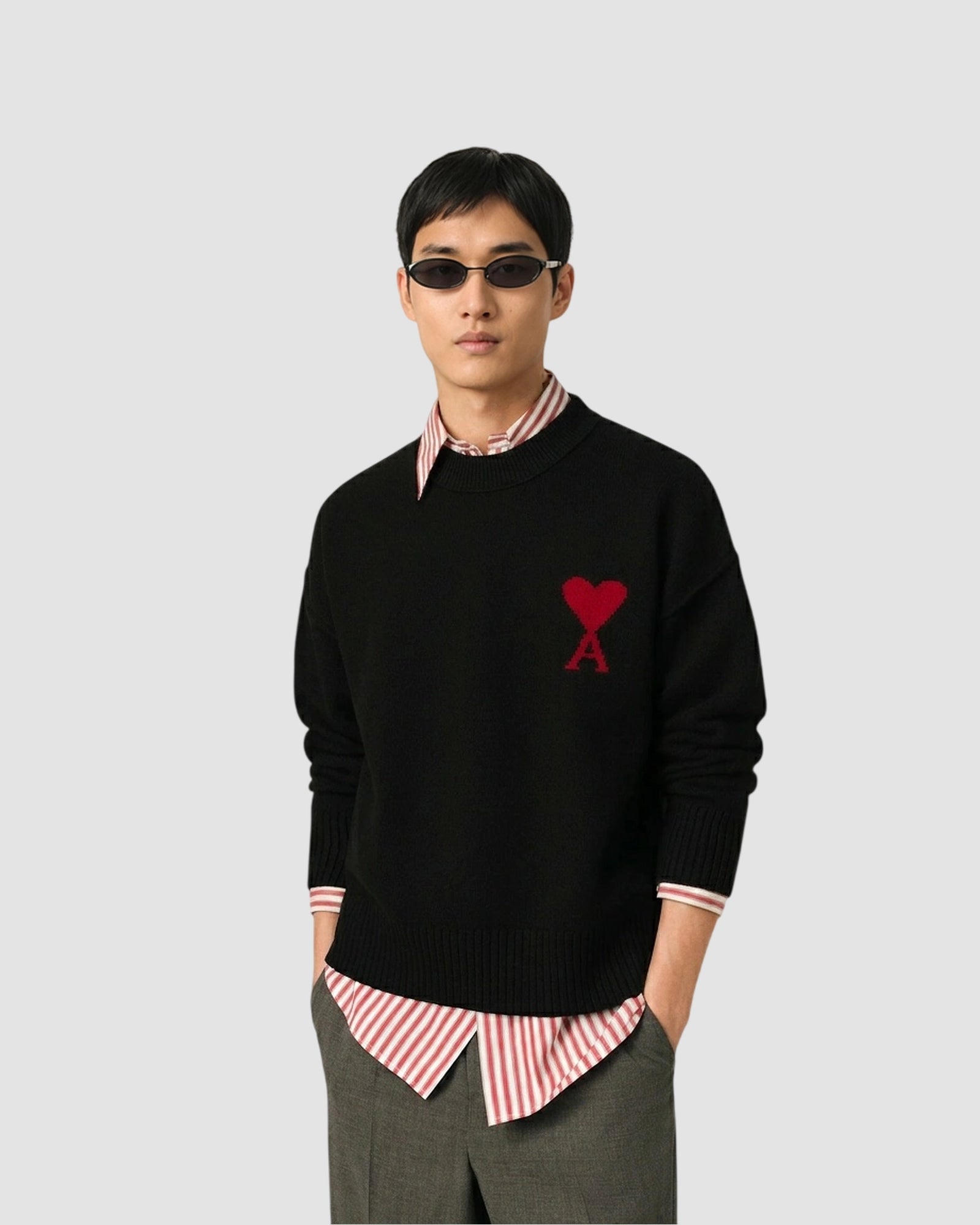 crewneck sweater with contrasted ami de coeur   ami   black red 2
