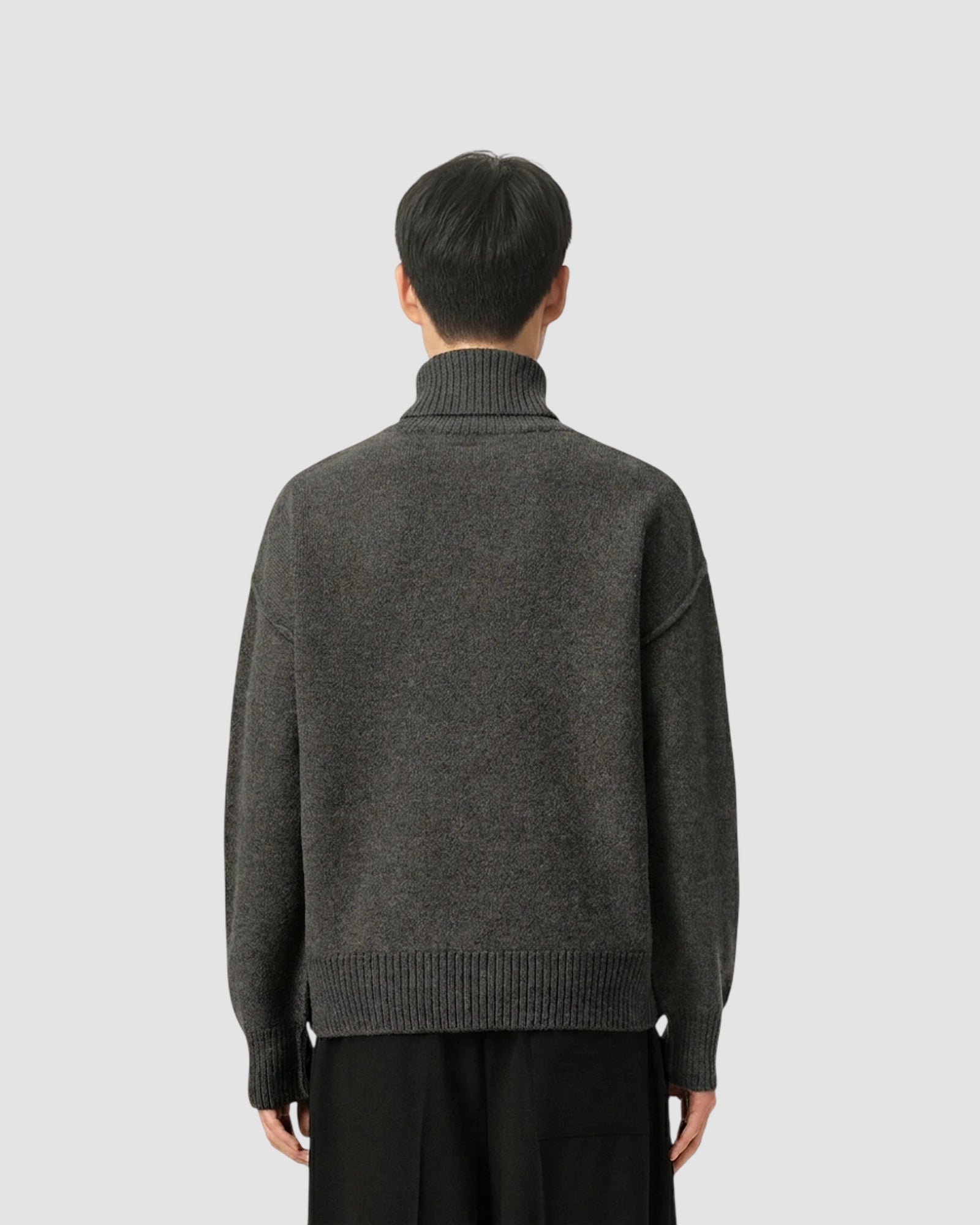 funnel neck sweater with contrasted ami de coeur   ami   heather grey red 4