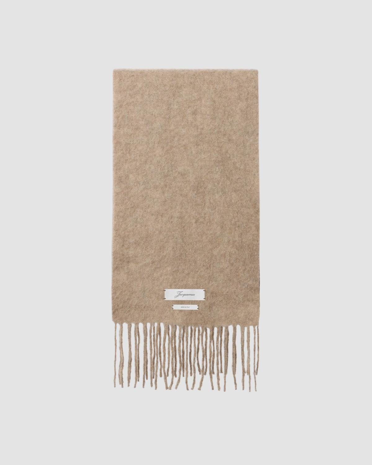 l echarpe carro   jacquemus   taupe 1