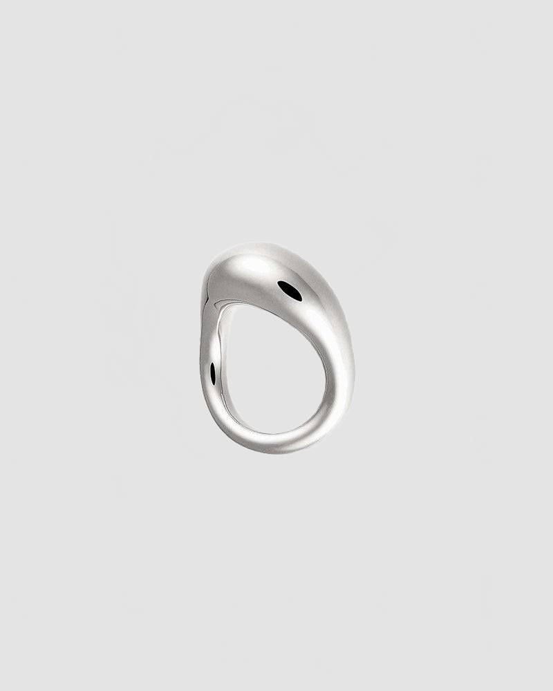Charlotte Chesnais Lips Ring