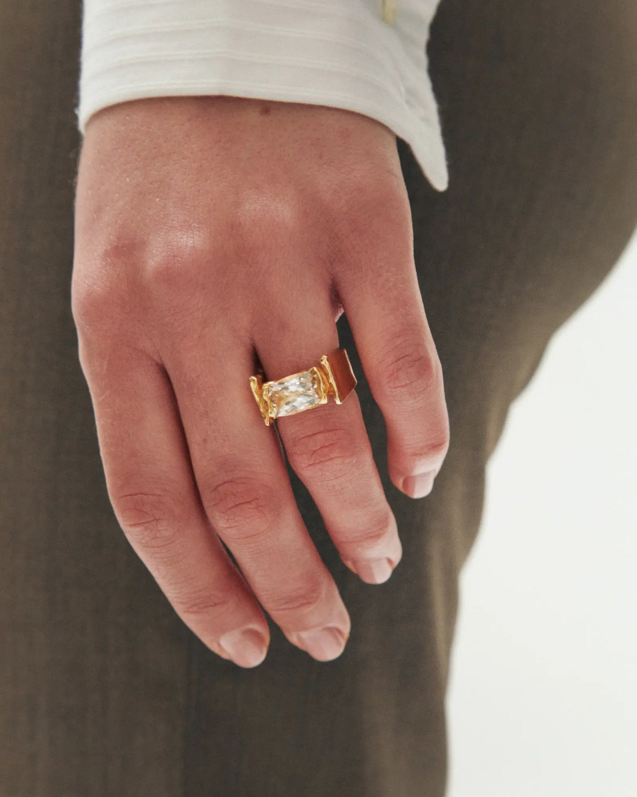 simuero 25 birthstones 04 abril ring gold ecom daria 2