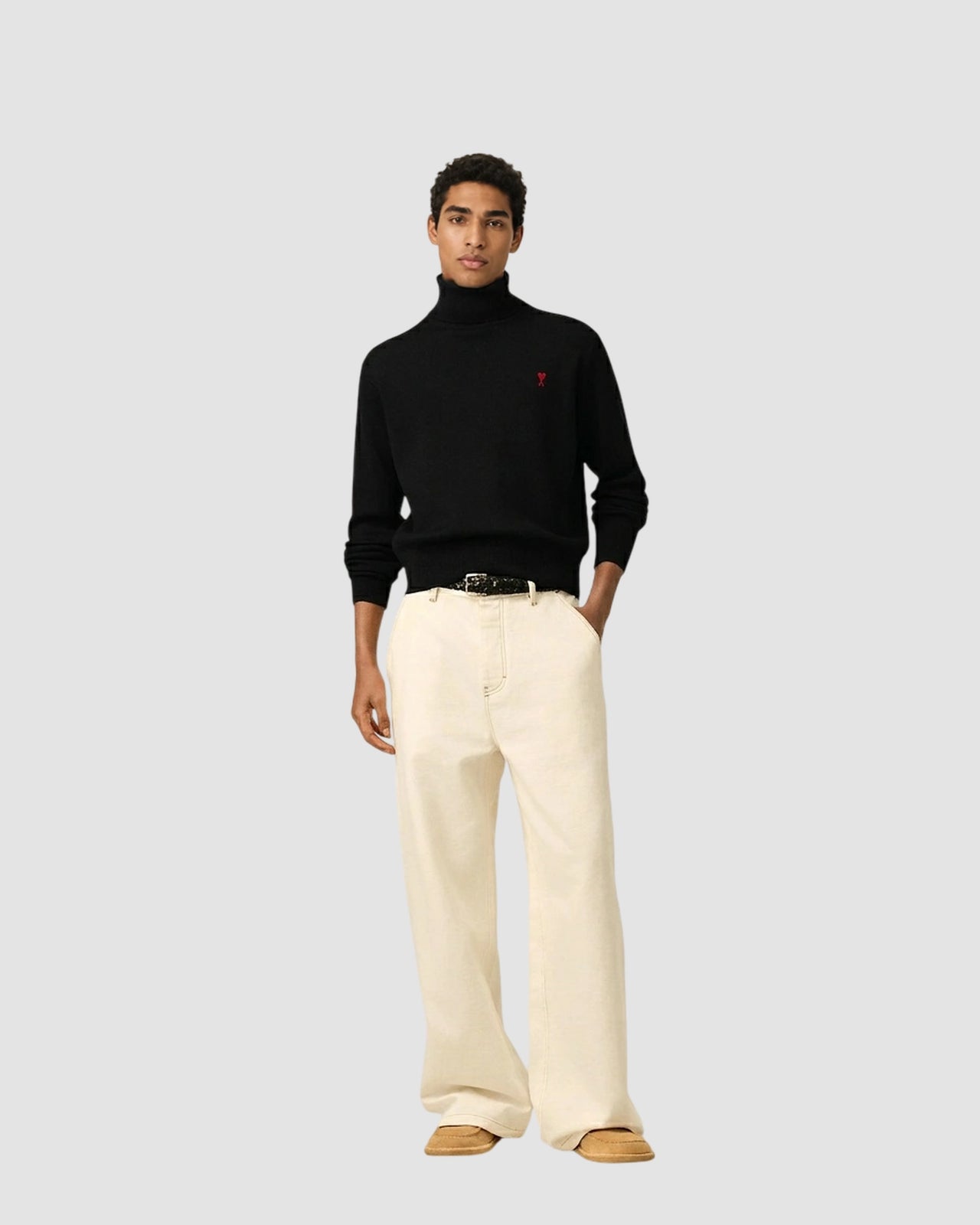 turtle neck sweater with ami de coeur   black red 2