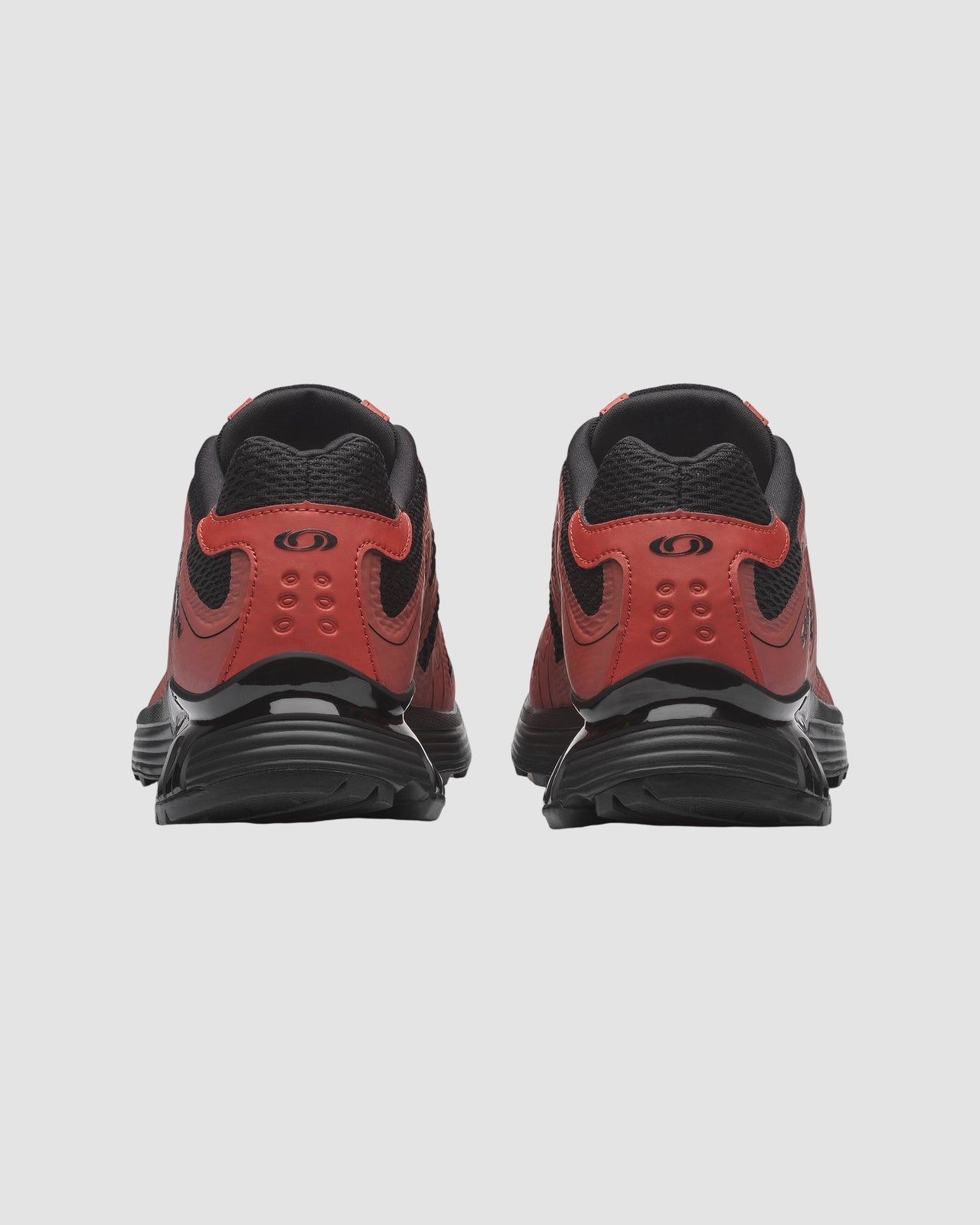 xt whisper void   salomon   chili black 3