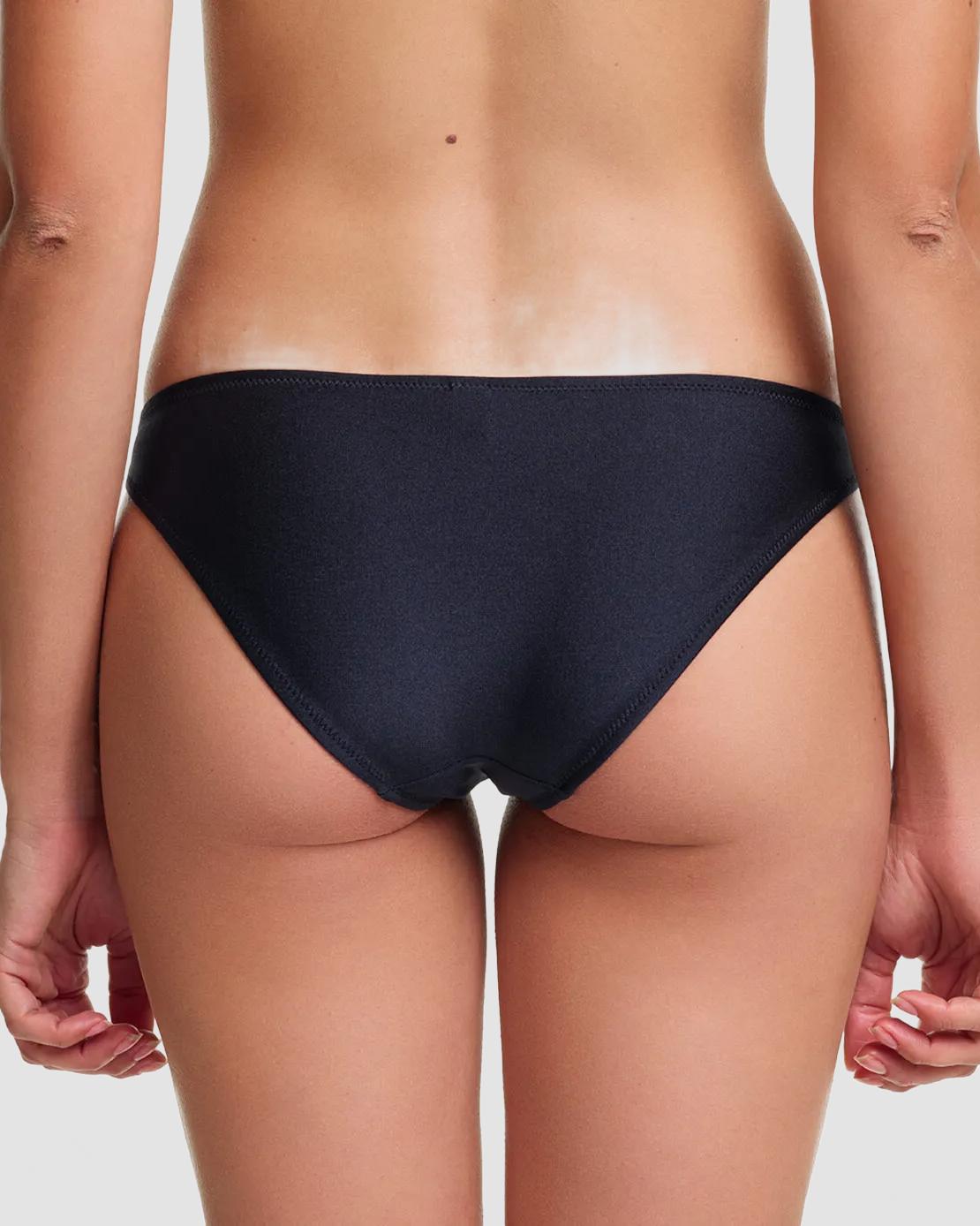 yasmineeslami ss26 gina bikini bottom black d 2048x1388
